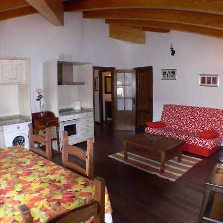 1G Casa De Los Fernandez Rajo Orihuela del Tremedal Kültér fotó